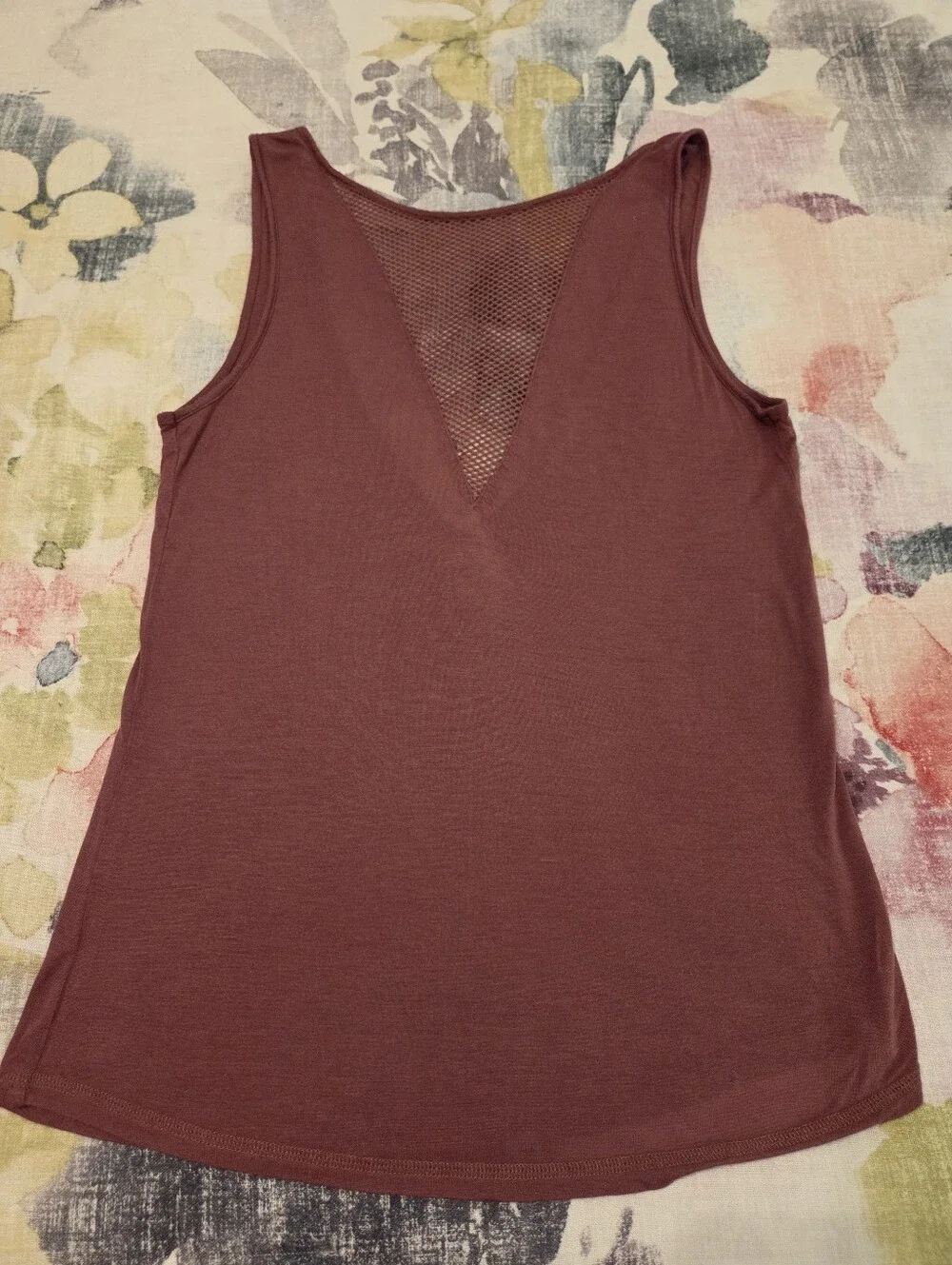 ALO Yoga Warm Up Mauve Modal Mesh Deep V-Neck Performance Tank‎ Women's Size S